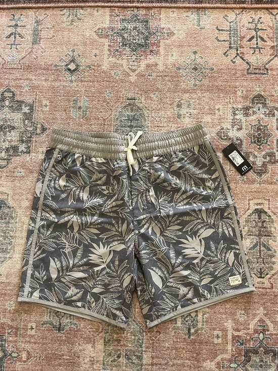Travis Mathew Other - NWT Travis Mathew Tropical Palm Print boardshorts Gray Tan L